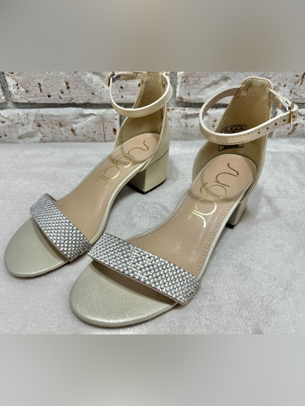Sugar Rhinestone Gold Noelle Low 2” Dress Sandals Size 7.5